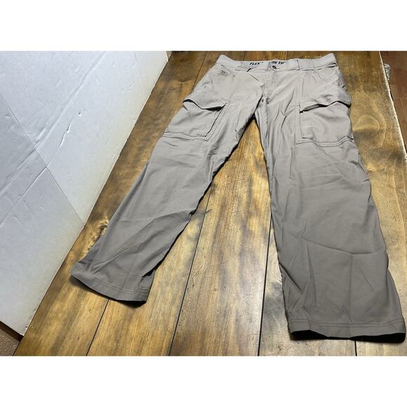 Duluth Trading Pants Men 36x32 Brown Cargo Flex Dry On The Fly - Picture 1 of 10